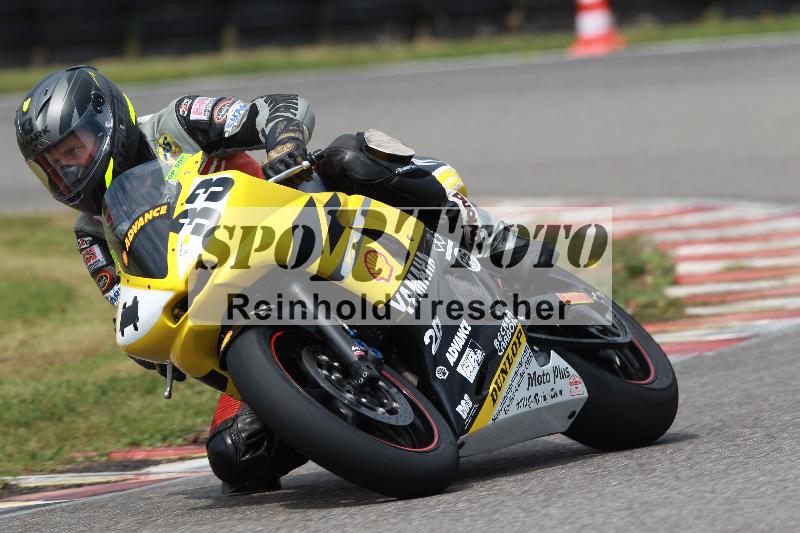 Archiv-2022/13 25.04.2022 Plüss Moto Sport ADR/Freies Fahren/33